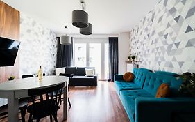 Big Apart - Atal Towers - 3 Rooms - Private Parking Place